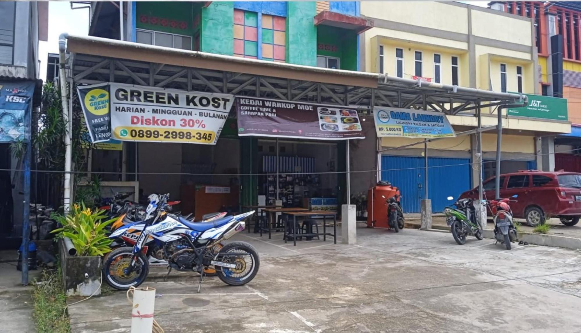 Greenkost Albergue Sintang Exterior foto