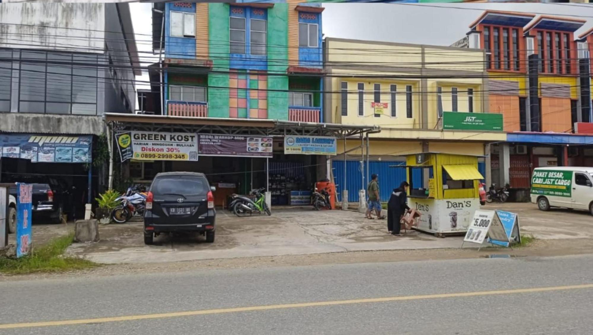 Greenkost Albergue Sintang Exterior foto